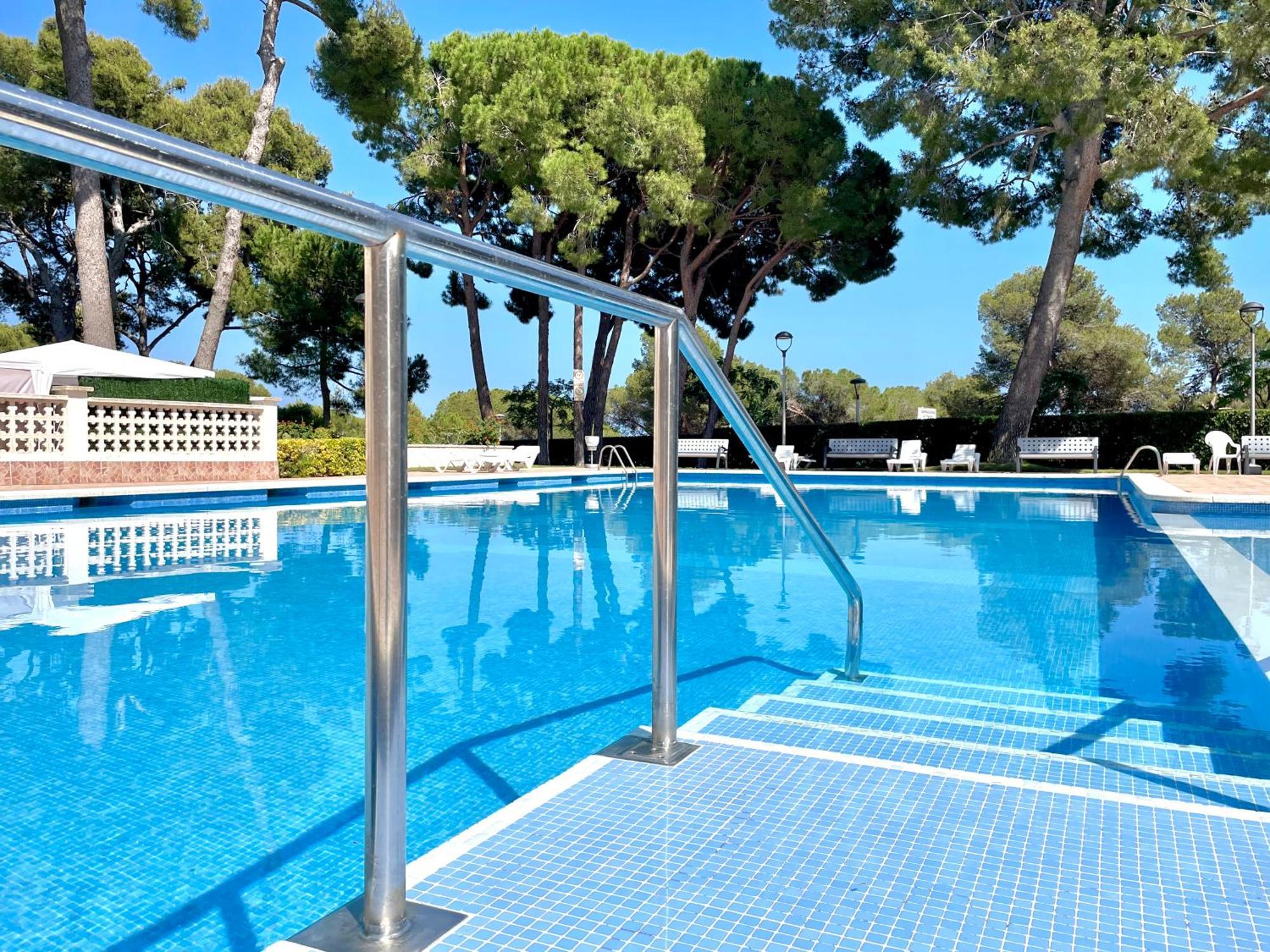 Salou Amb Piscinaアパートメント エクステリア 写真
